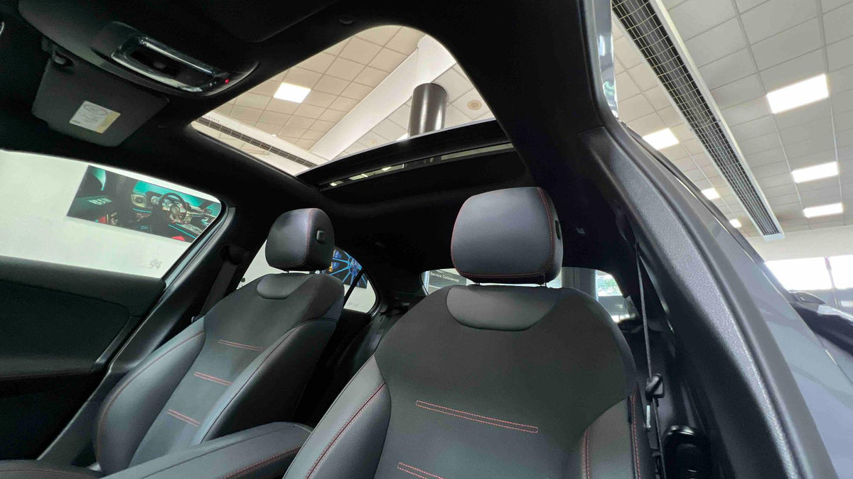 Mercedes-Benz CLASSE A BERLINE