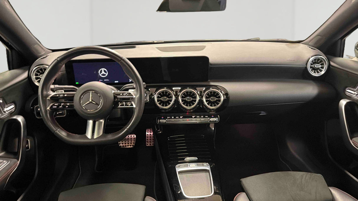 Mercedes-Benz CLASSE A BERLINE