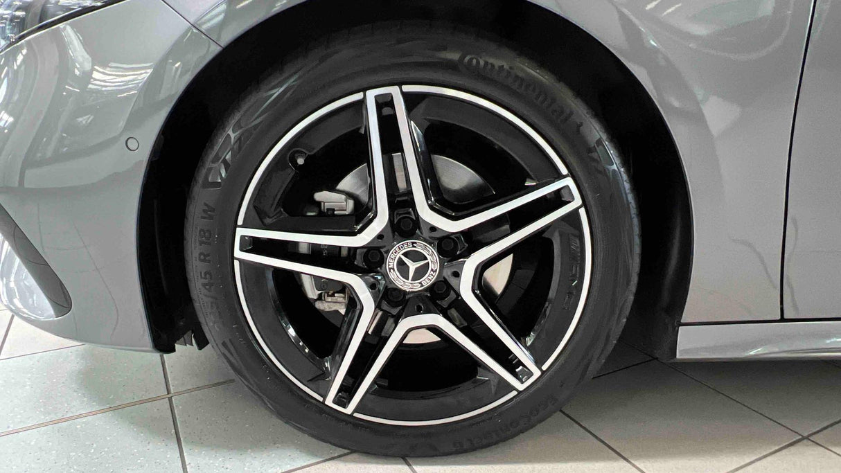 Mercedes-Benz CLASSE A BERLINE
