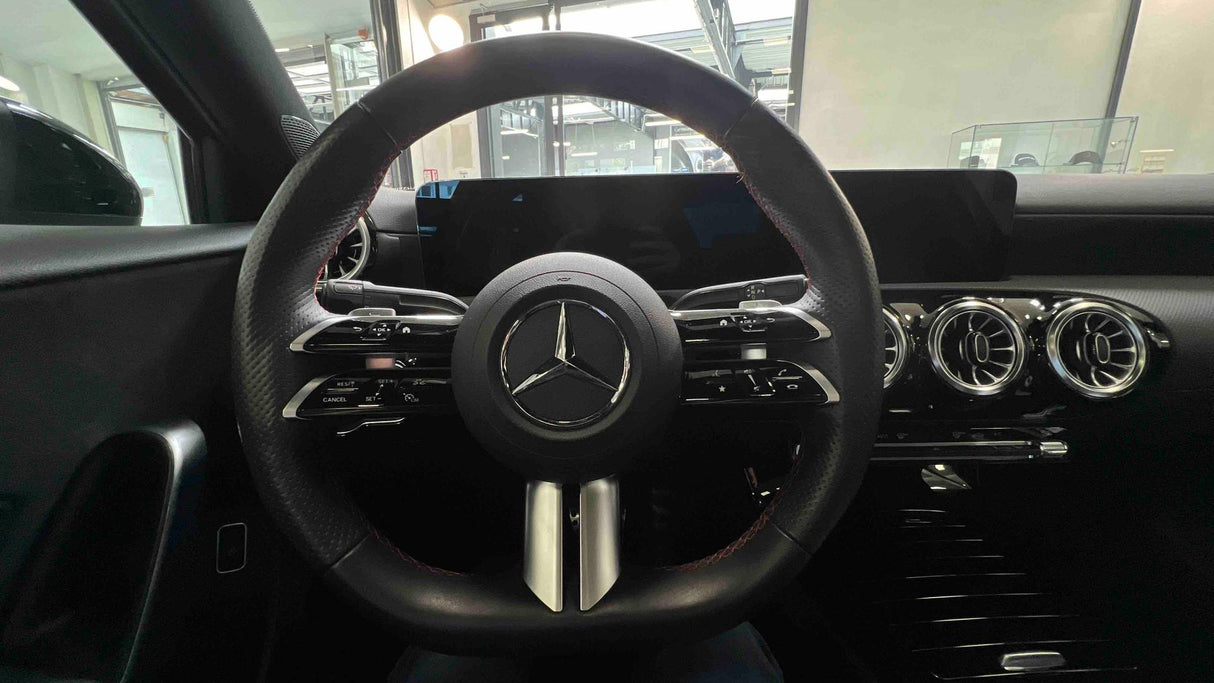 Mercedes-Benz CLASSE A BERLINE
