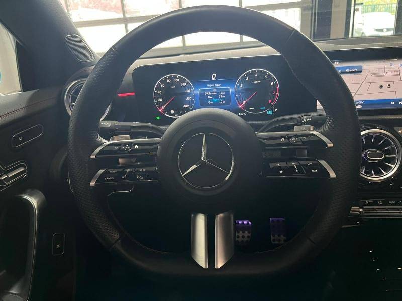 Mercedes-Benz CLA COUPE