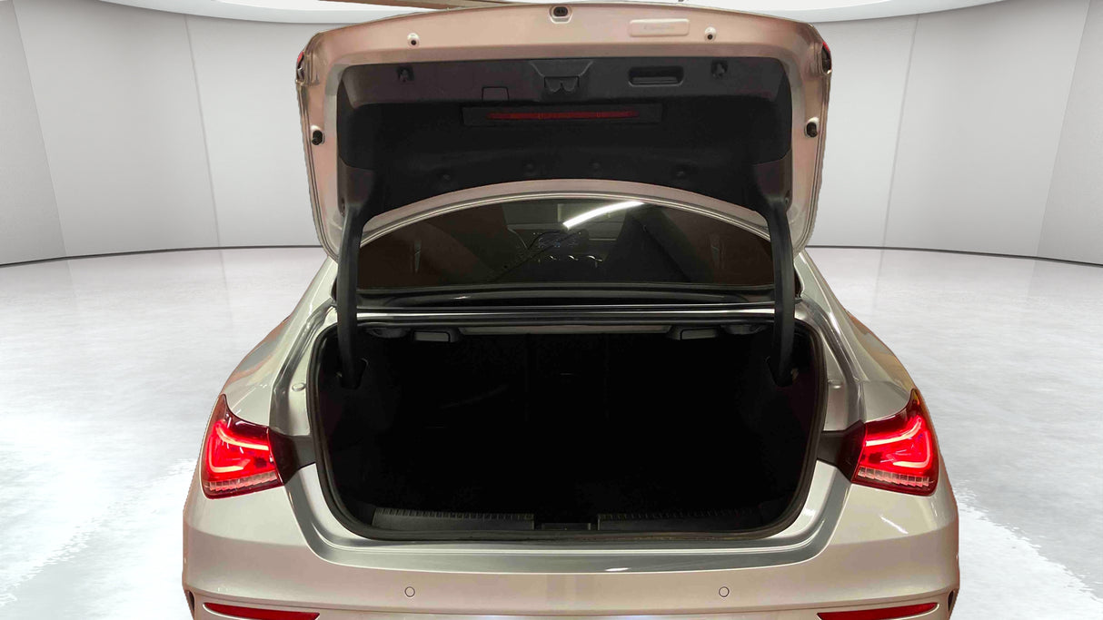 Mercedes-Benz CLA COUPE