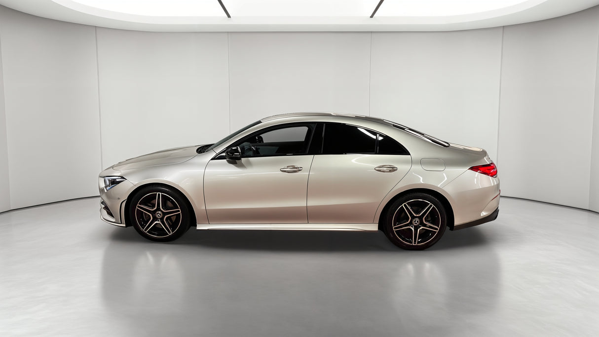 Mercedes-Benz CLA COUPE