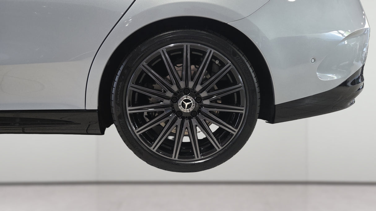 Mercedes-Benz CLA SHOOTING BRAKE