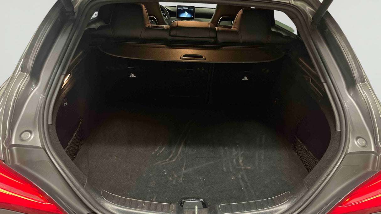 Mercedes-Benz CLA SHOOTING BRAKE
