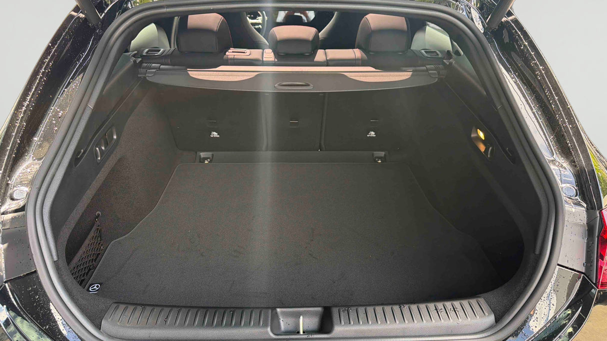 Mercedes-Benz CLA SHOOTING BRAKE EQ