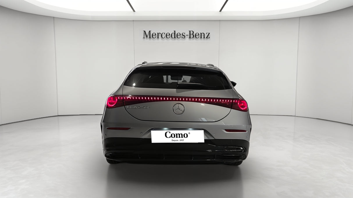 Mercedes-Benz CLA SHOOTING BRAKE EQ