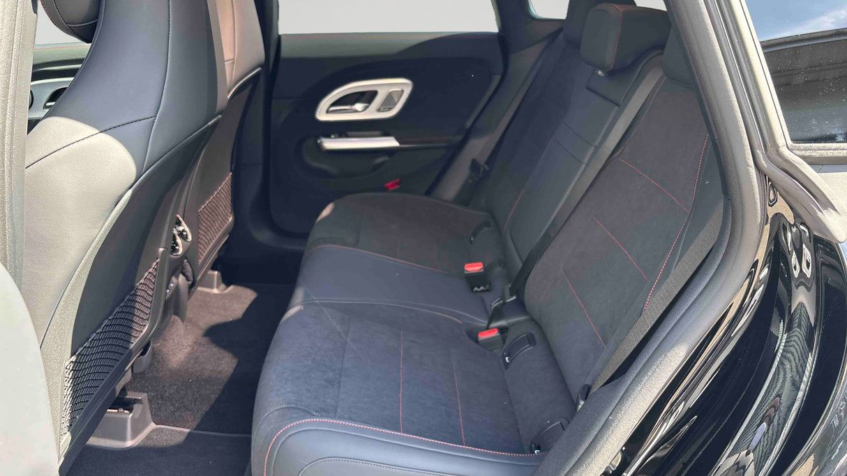 Mercedes-Benz CLA SHOOTING BRAKE