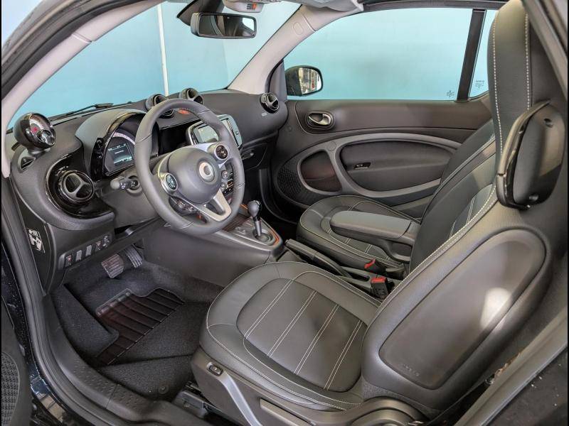 smart FORTWO CABRIO EQ