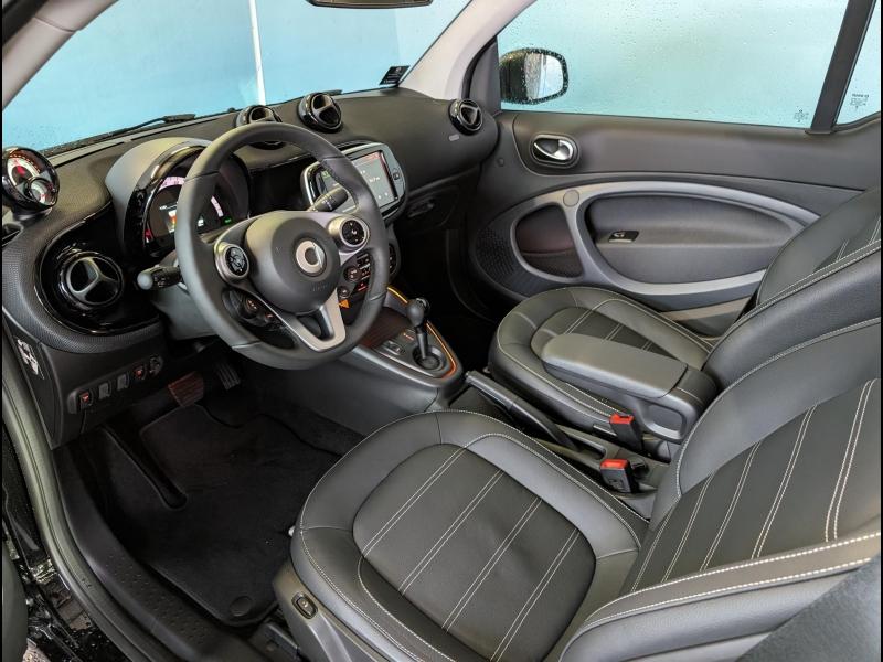 smart FORTWO CABRIO EQ