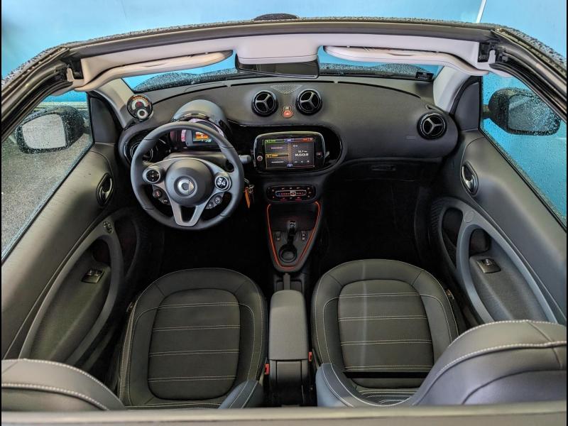 smart FORTWO CABRIO EQ