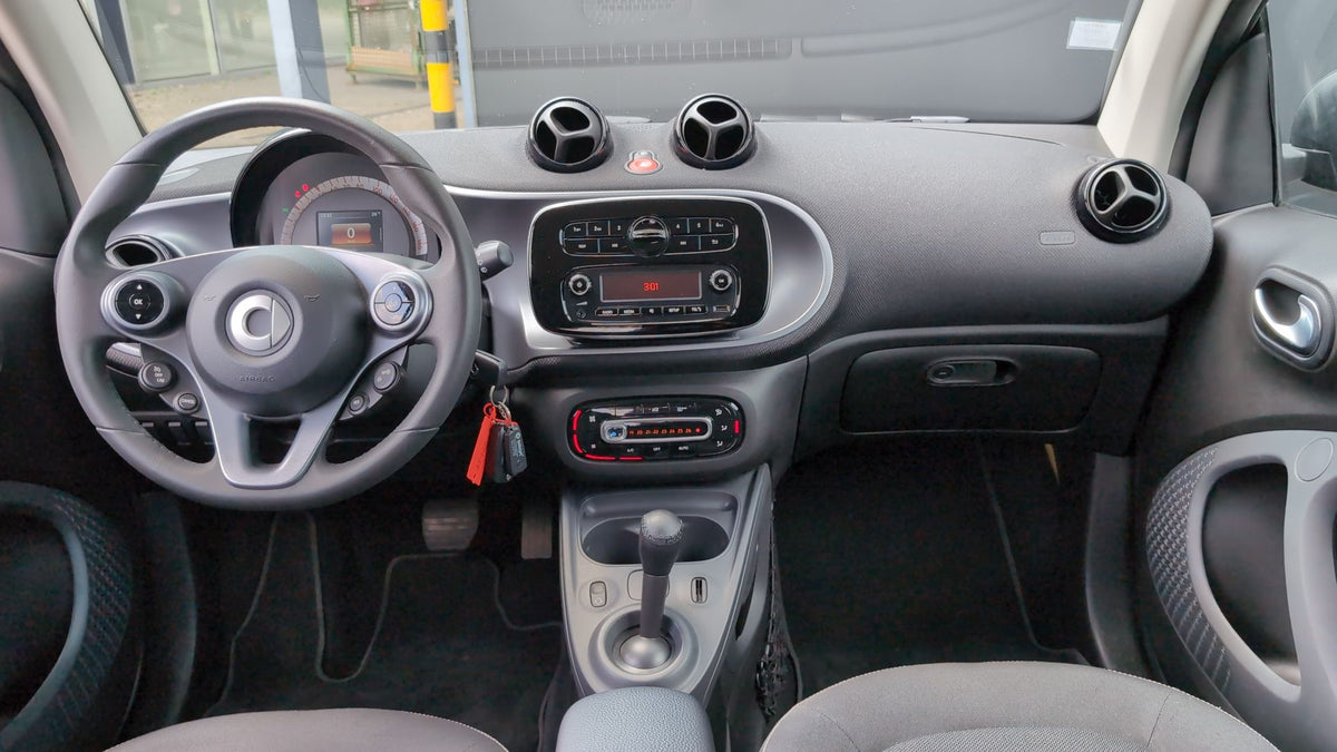 smart FORTWO COUPE