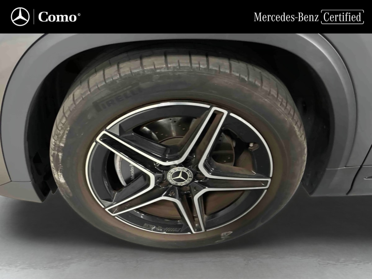 Mercedes-Benz GLA 200 7G-DCT AMG Line — Pneu avant gauche