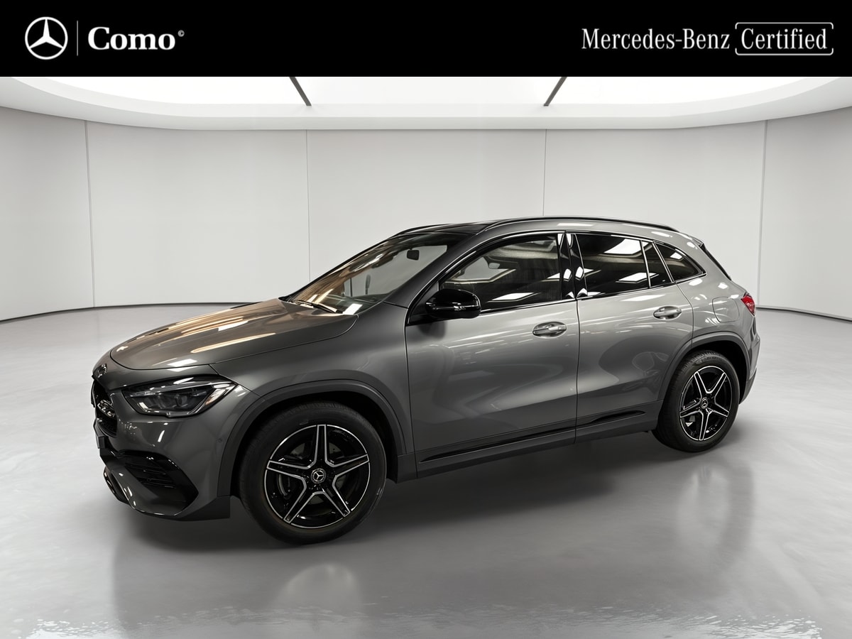 Mercedes-Benz GLA 200 7G-DCT AMG Line — Profil gauche