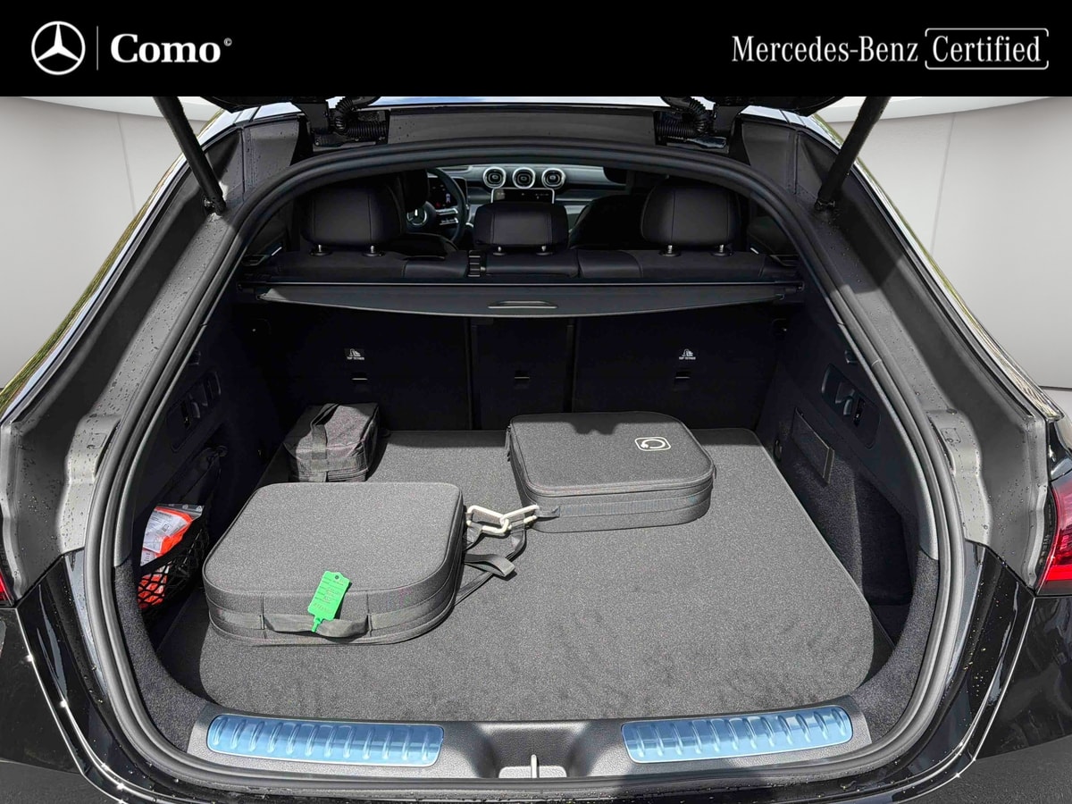 Mercedes-Benz GLC Coupe 300 e Hybrid EQ 4Matic AMG Line + — Coffre