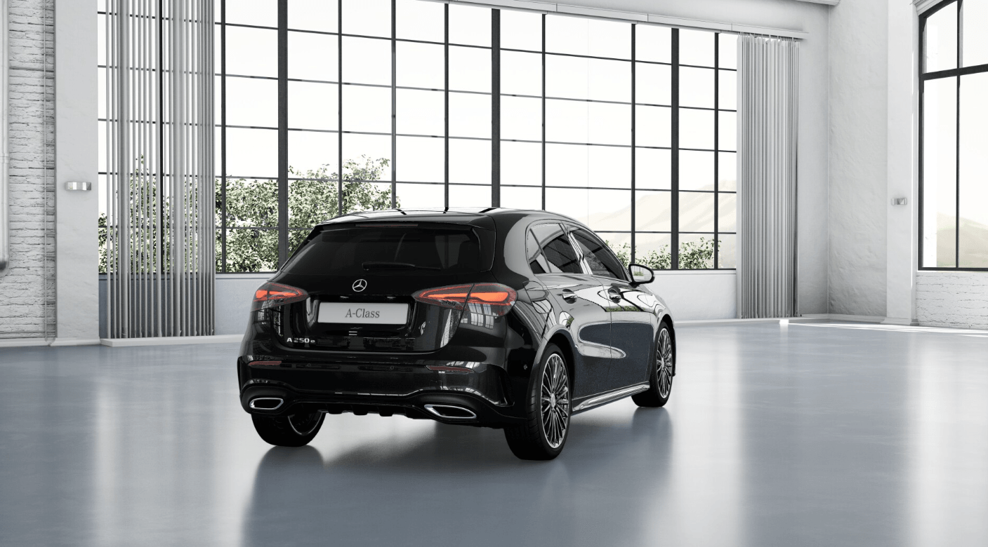 Mercedes-Benz Classe A 250 e Hybrid EQ AMG Line — 3/4 arrière droit
