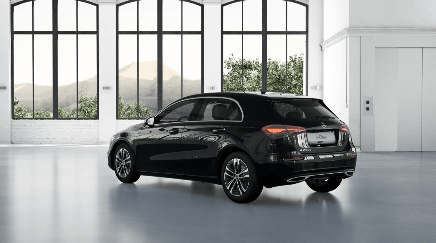 Mercedes-Benz Classe A 250 e Hybrid EQ Business Line — 3/4 arrière gauche