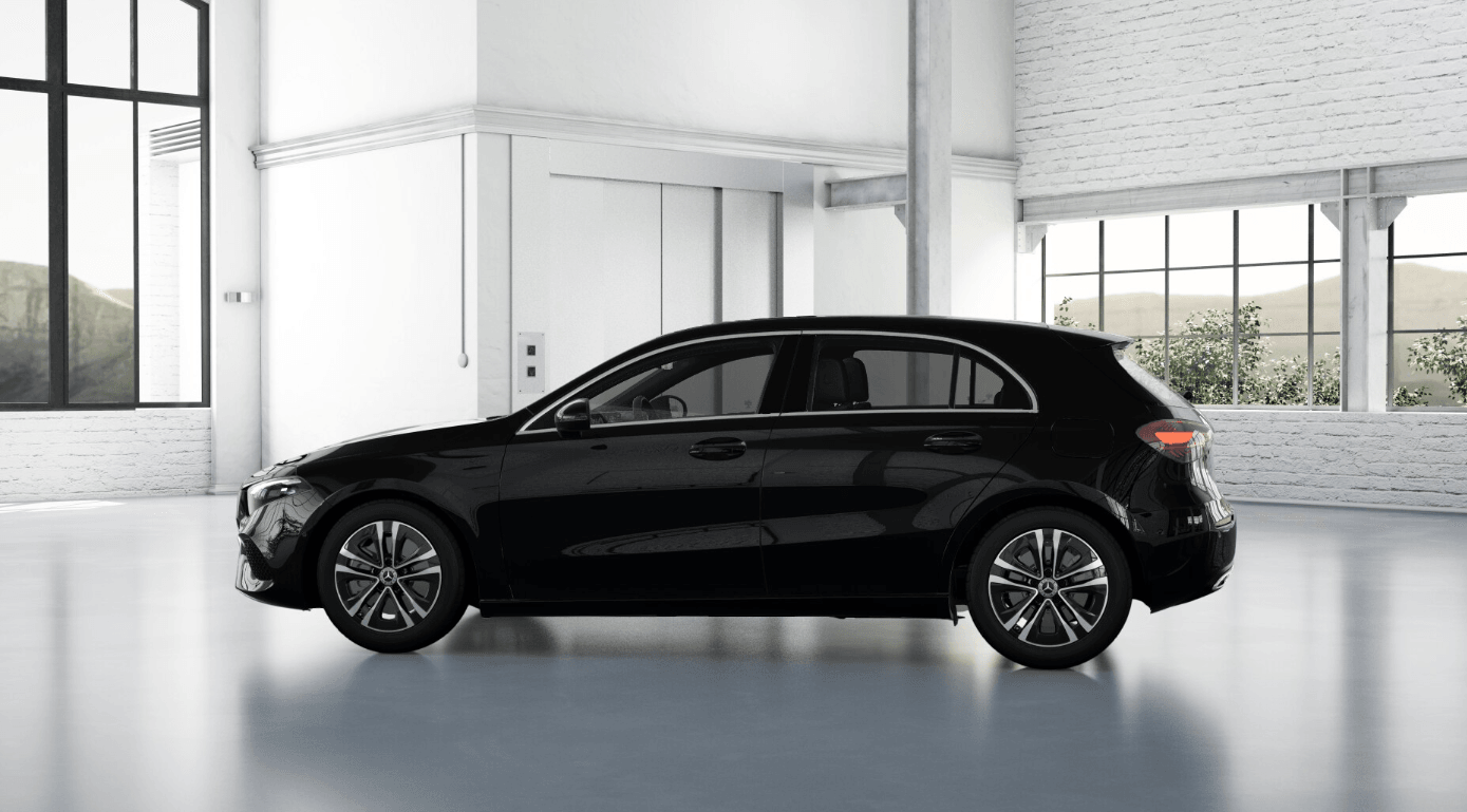 Mercedes-Benz Classe A 250 e Hybrid EQ Business Line — Profil gauche