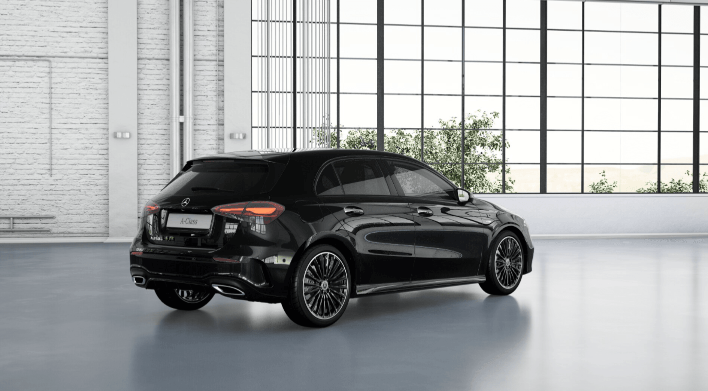 Mercedes-Benz Classe A 250 e Hybrid EQ AMG Line — Panneau de porte arrière gauche