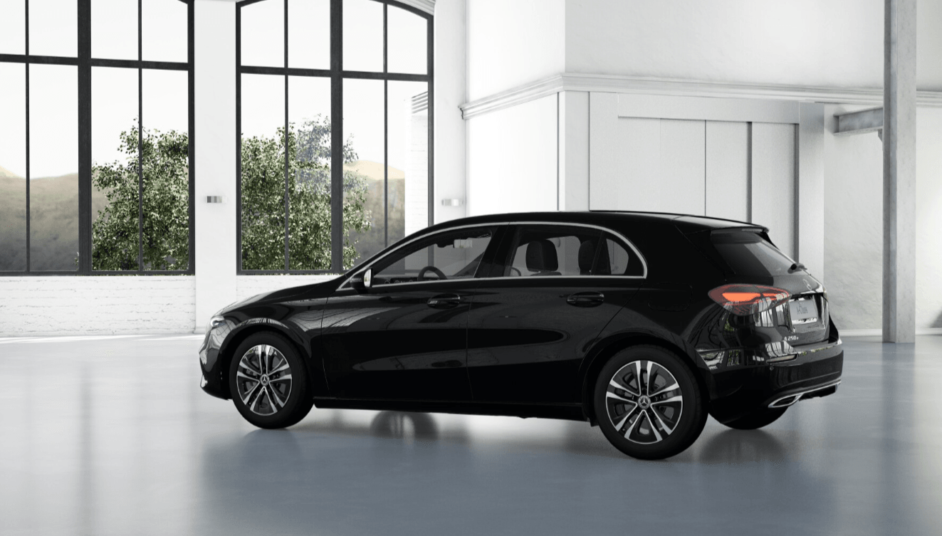 Mercedes-Benz Classe A 250 e Hybrid EQ Business Line — Console centrale - GPS