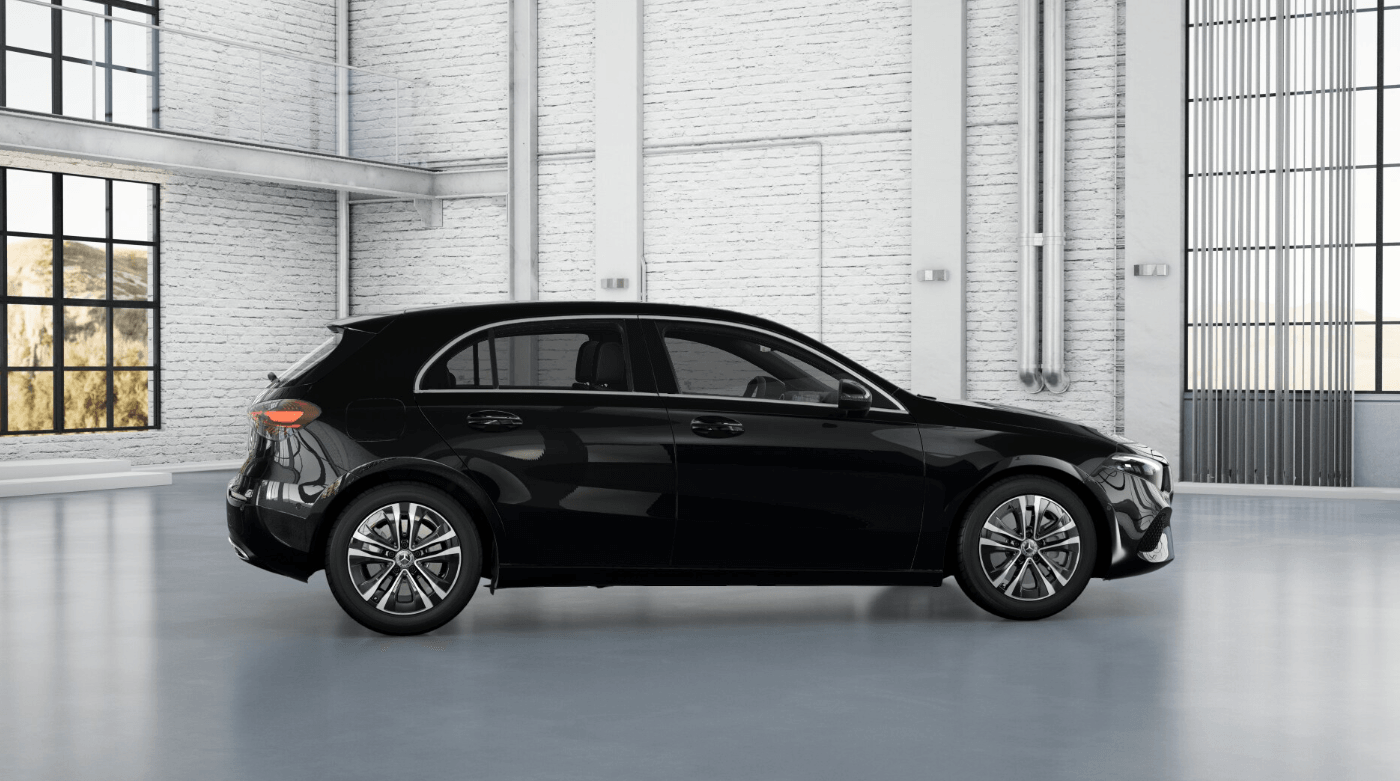 Mercedes-Benz Classe A 250 e Hybrid EQ Business Line — Console centrale - Caméra de recul