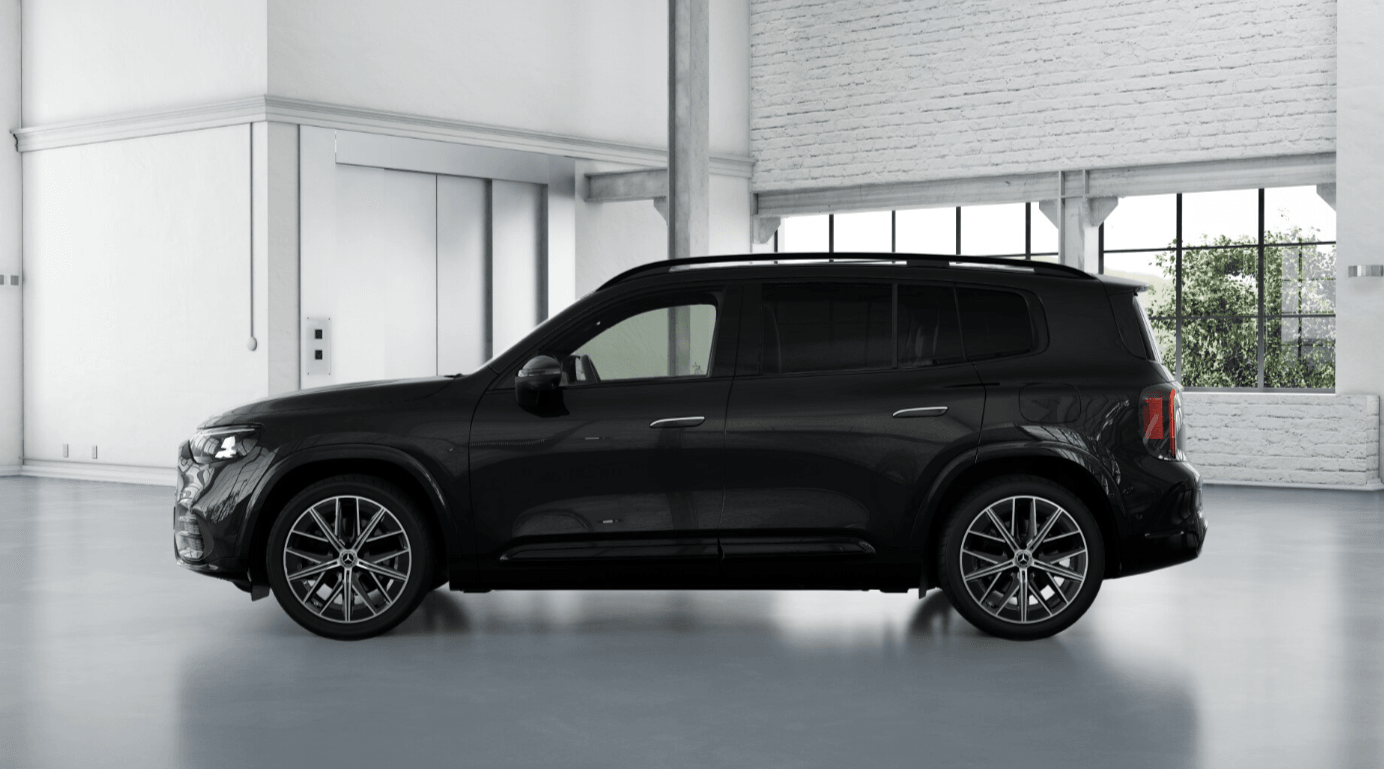 Mercedes-Benz GLB 200 4MATIC AMG Line — Profil gauche