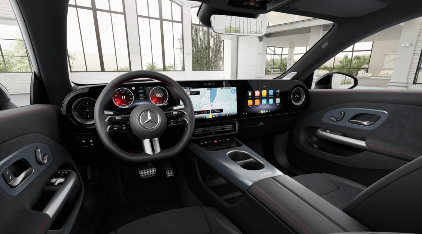 Mercedes-Benz CLA 200 8F-eDCT AMG Line — Console centrale - Caméra de recul