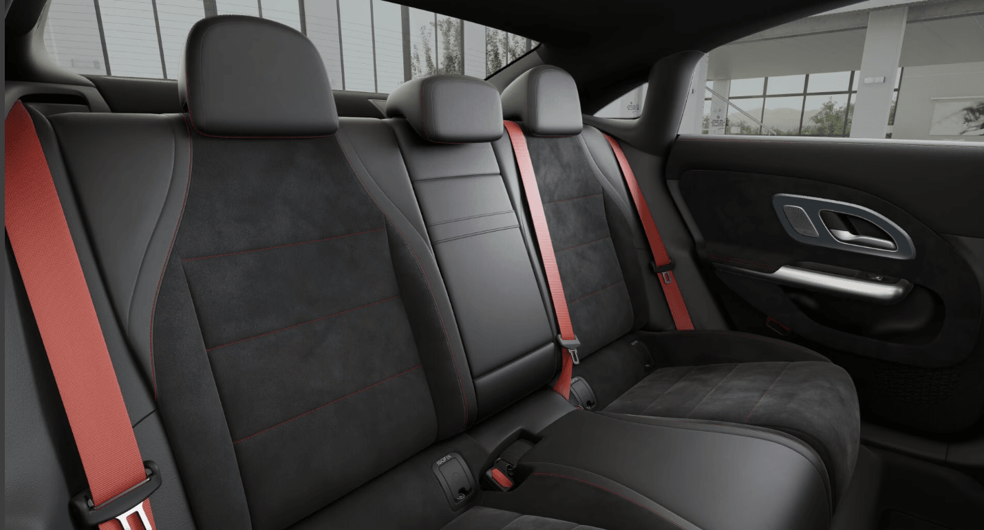 Mercedes-Benz CLA 200 8F-eDCT AMG Line — Console centrale - GPS