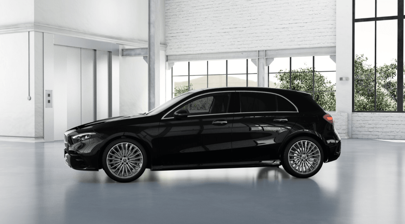 Mercedes-Benz Classe A 200 d AMG Line — Planche de bord