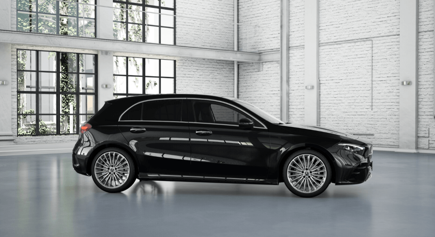Mercedes-Benz Classe A 200 d AMG Line — Profil droit