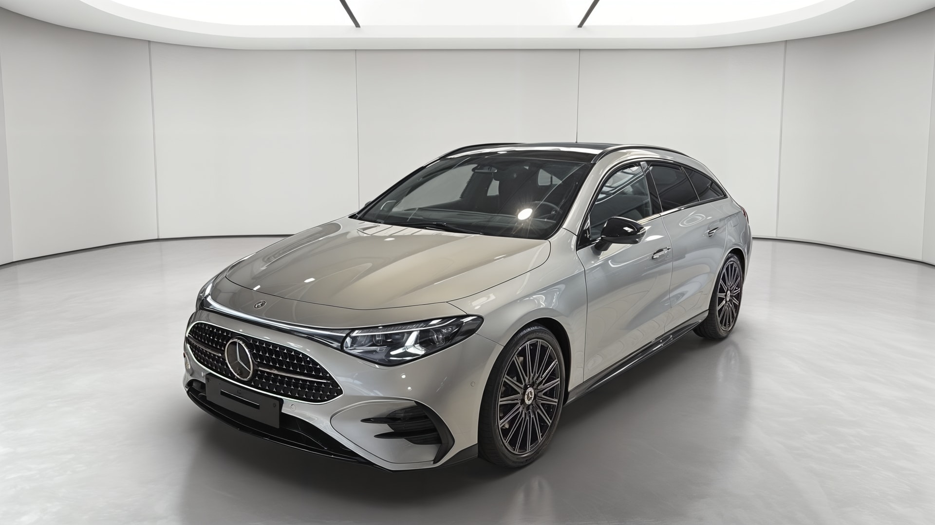 Mercedes-Benz CLA Shooting Brake 200 AMG Line — 3/4 avant gauche