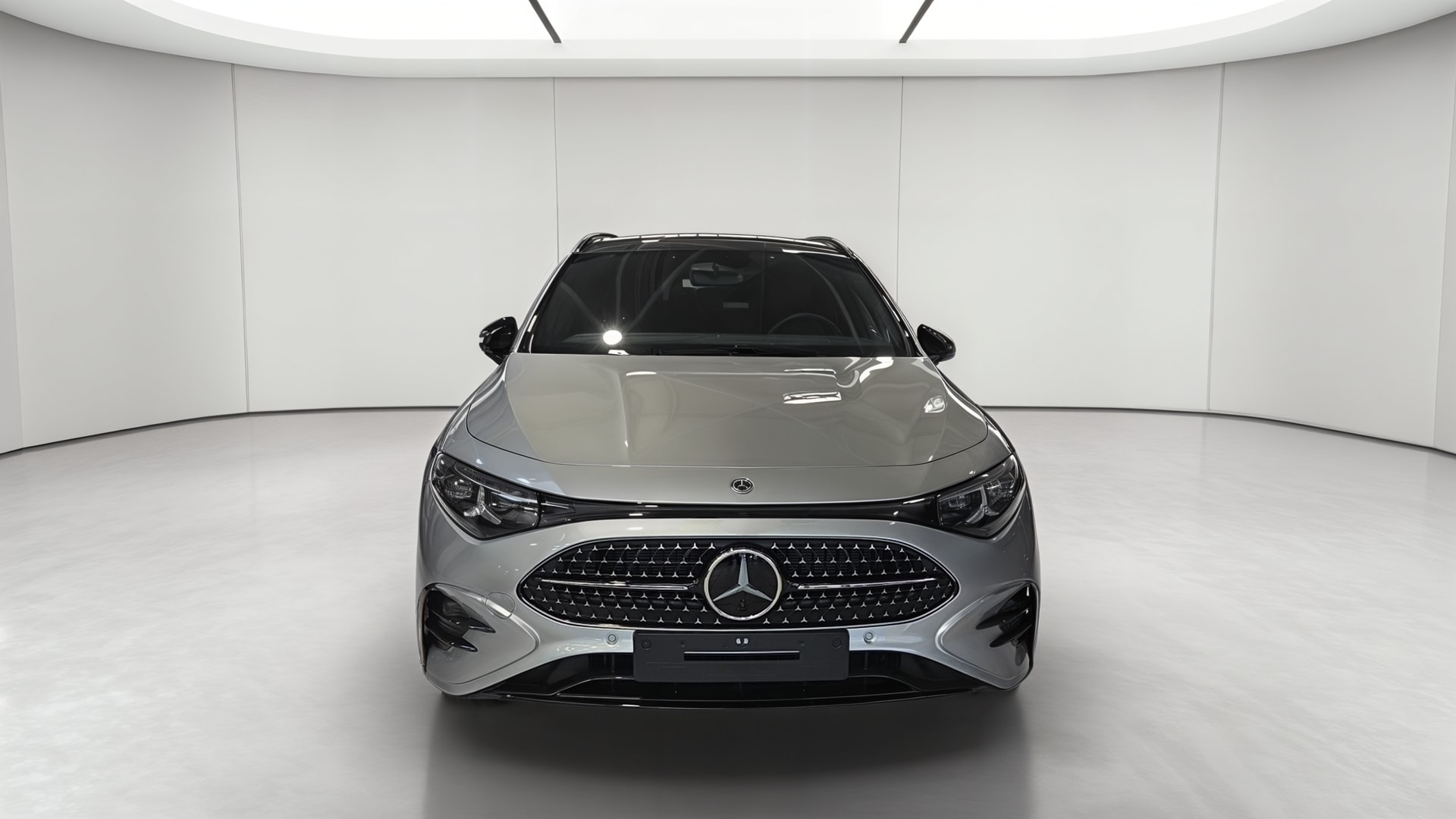 Mercedes-Benz CLA Shooting Brake 200 AMG Line — Face avant
