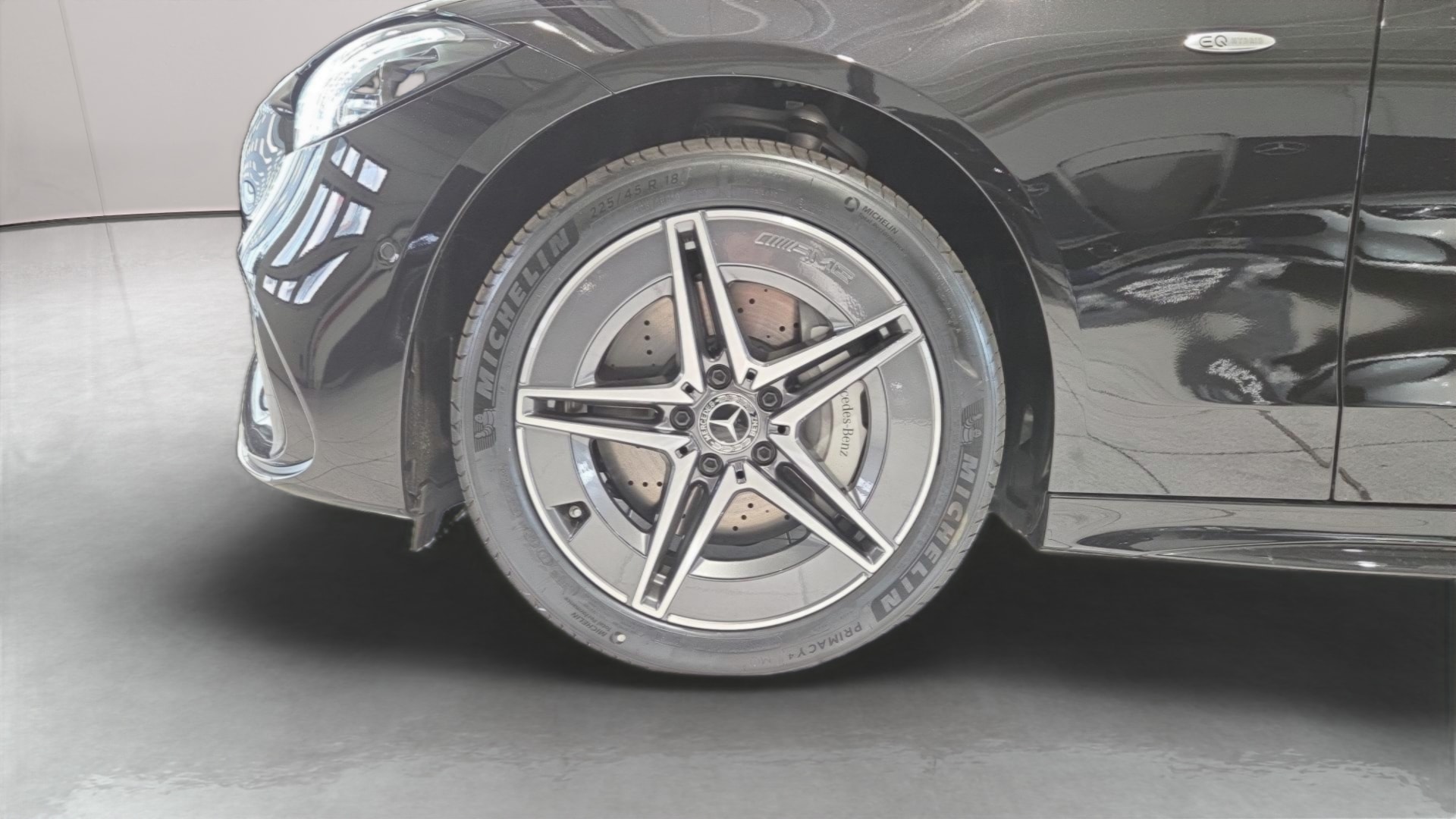 Mercedes-Benz Classe C 300 e 9G-Tronic e-Hybrid EQ AMG Line + — Panneau de porte avant droit