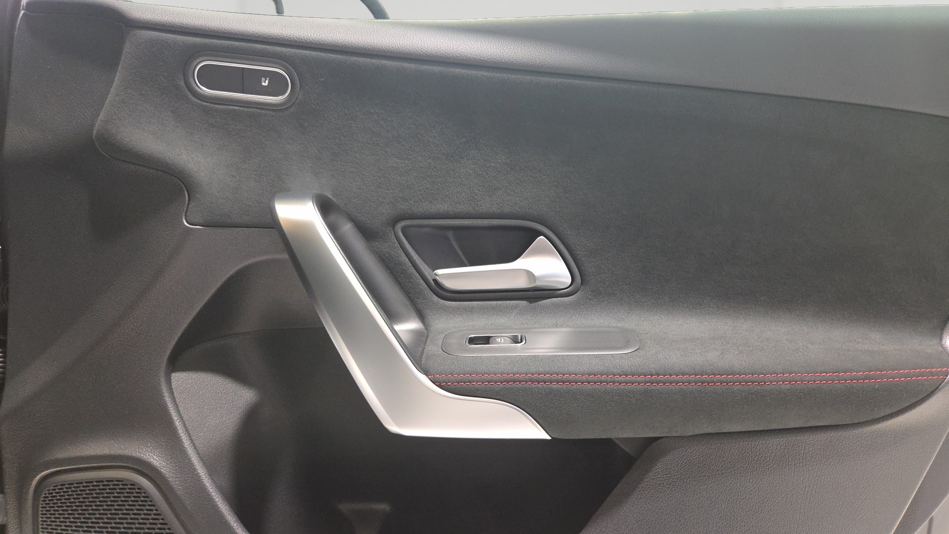 Mercedes-Benz Classe A 250 e Hybrid EQ AMG Line — photo 18
