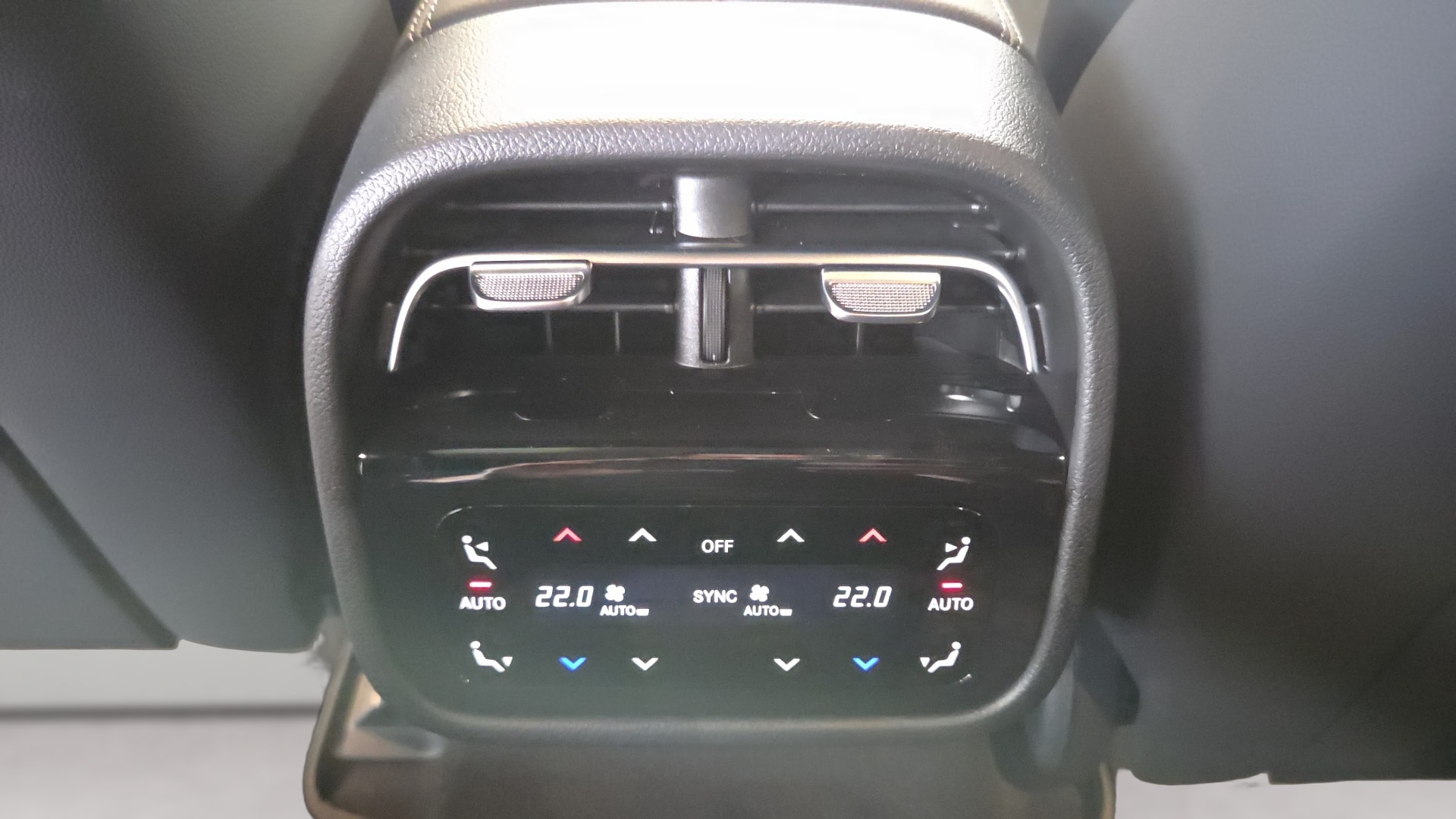 Mercedes-Benz Classe E 300 e Hybrid EQ 9G-Tronic AMG Line + — photo 20
