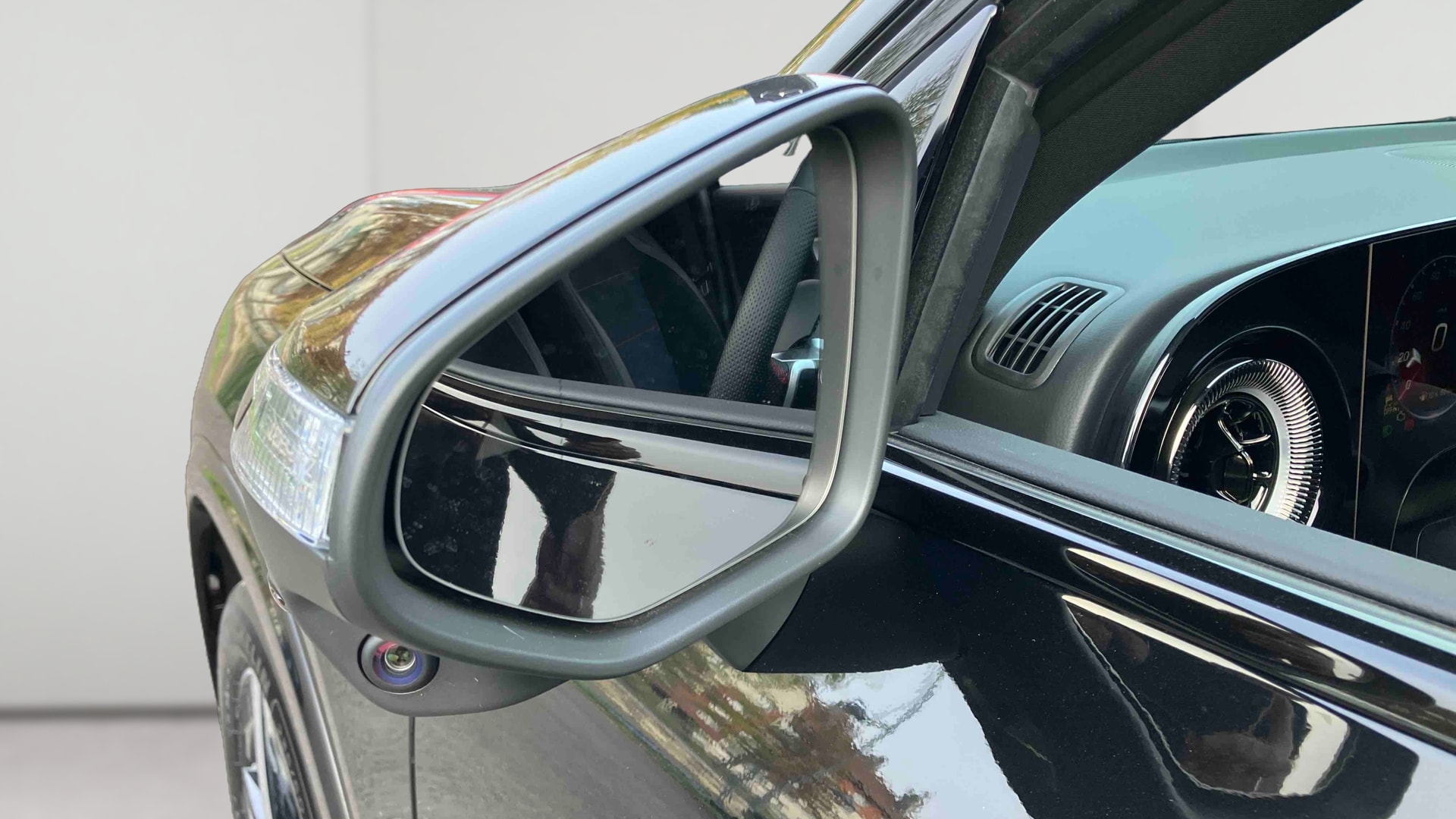 Mercedes-Benz GLB 200 AMG LINE — photo 20