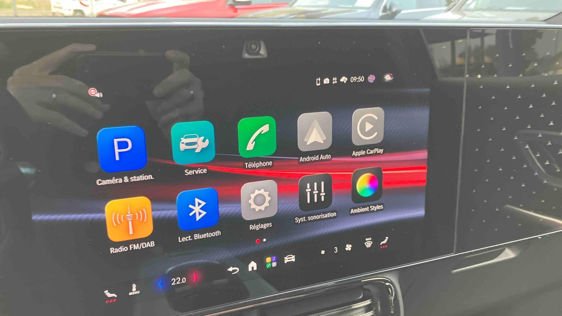 Mercedes-Benz GLB 200 AMG LINE — photo 25
