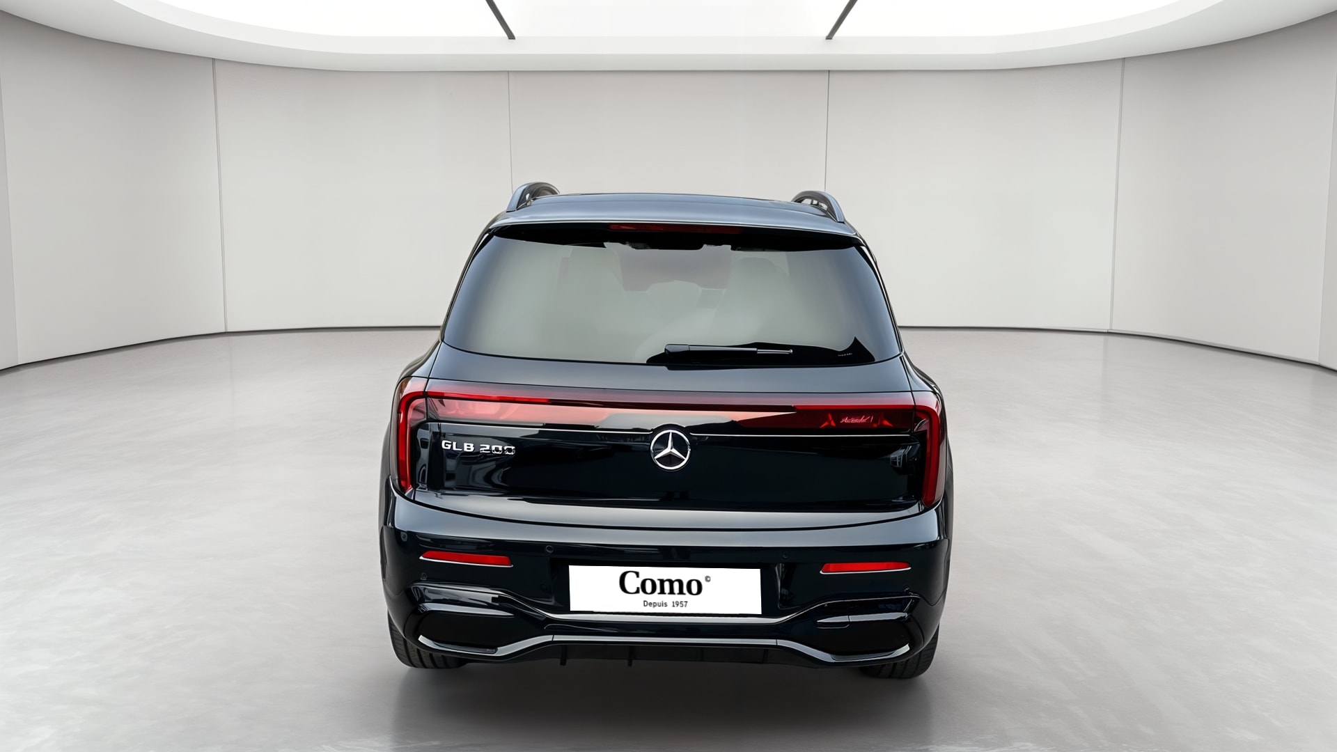 Mercedes-Benz GLB 200 AMG LINE — Face arrière