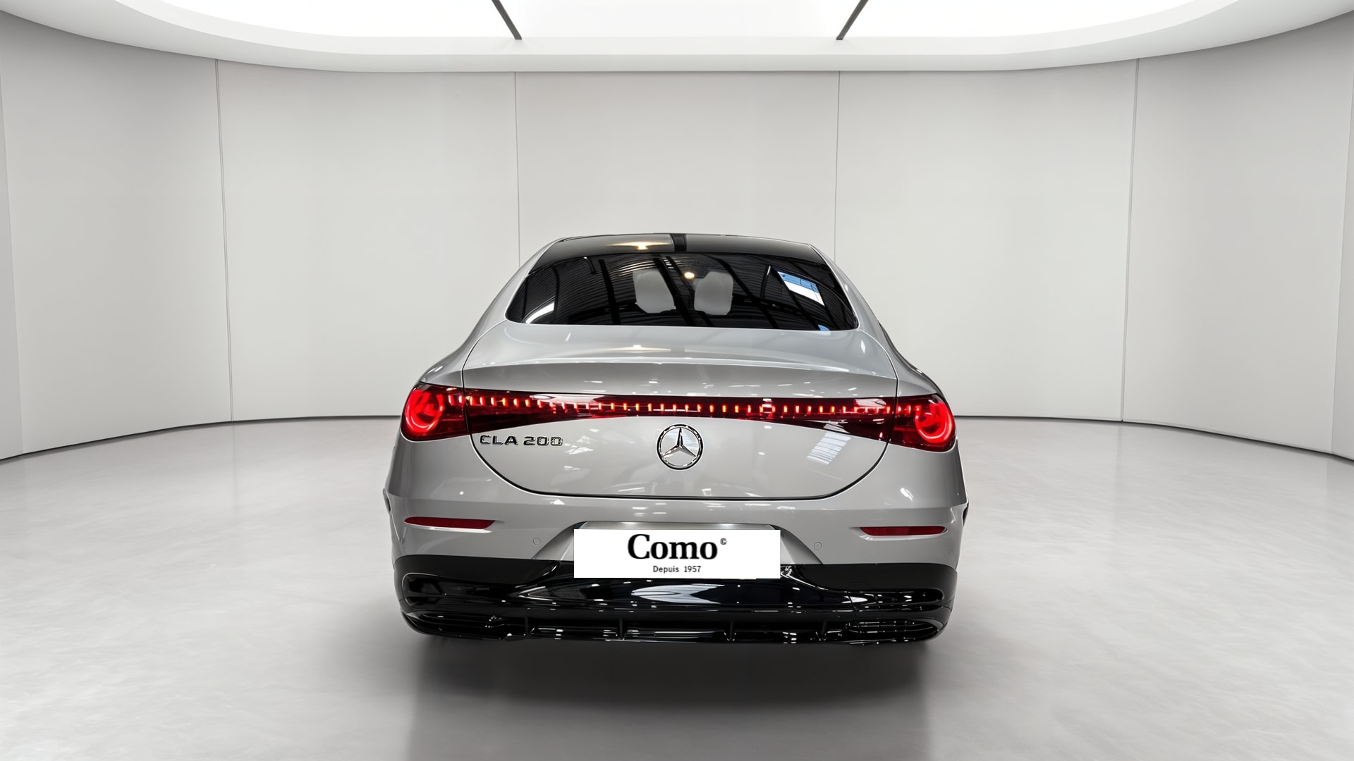 Mercedes-Benz CLA 200 8F-eDCT AMG Line — Face arrière