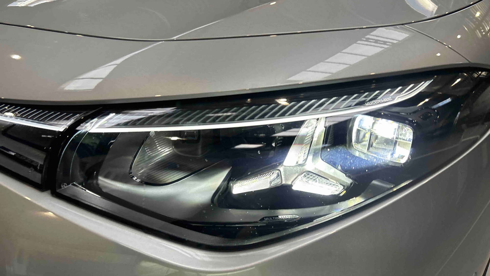 Mercedes-Benz CLA 200 8F-eDCT AMG Line — photo 17