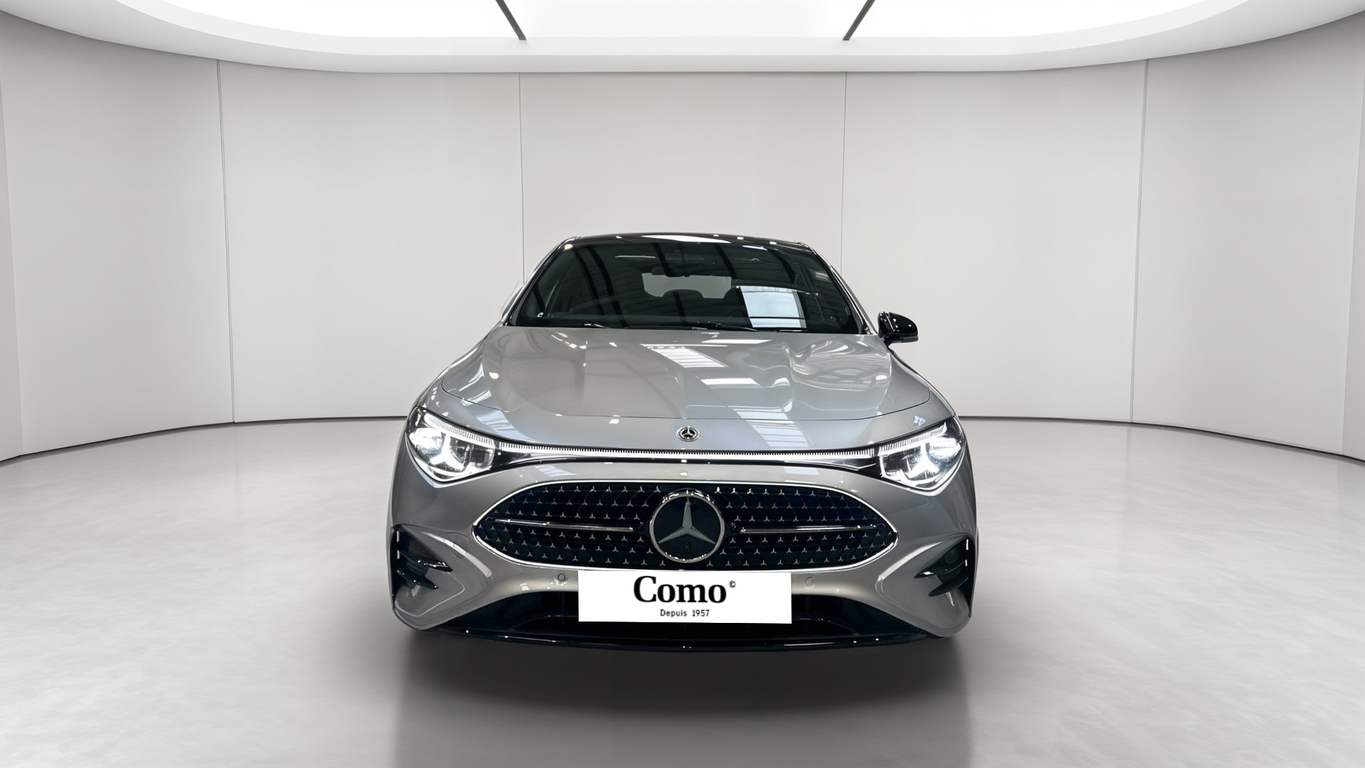 Mercedes-Benz CLA 200 8F-eDCT AMG Line — Face avant