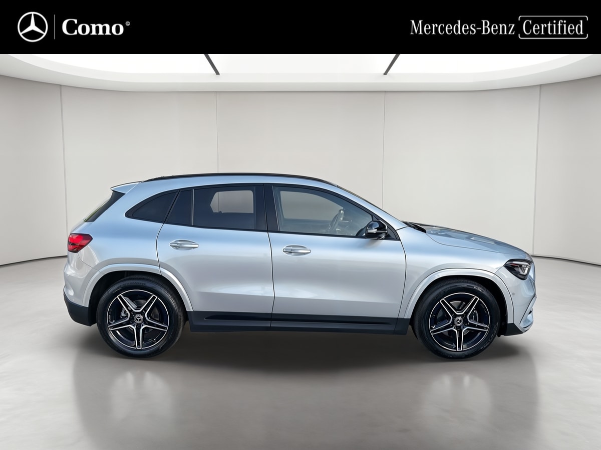 Mercedes-Benz GLA 200 d 8G-DCT AMG Line — Profil droit