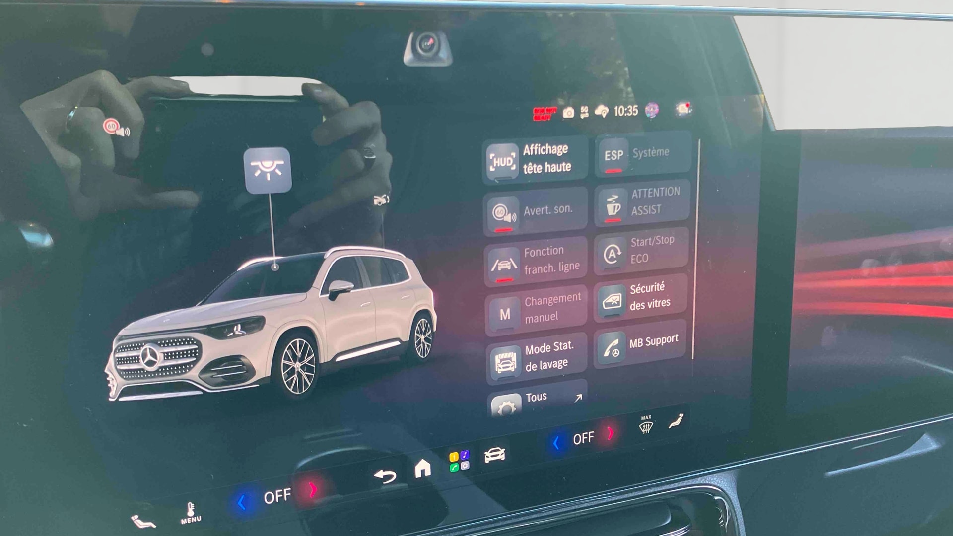Mercedes-Benz GLB 220 AMG Line — photo 22
