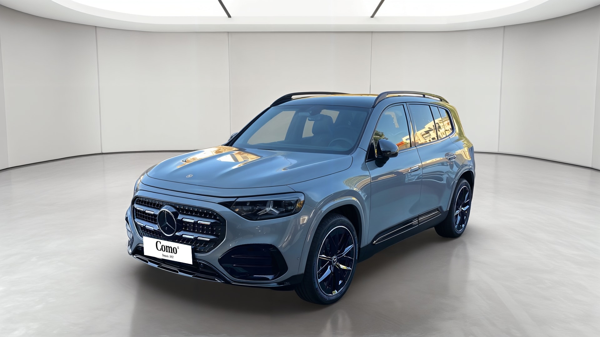 Mercedes-Benz GLB 220 AMG Line — 3/4 avant droit