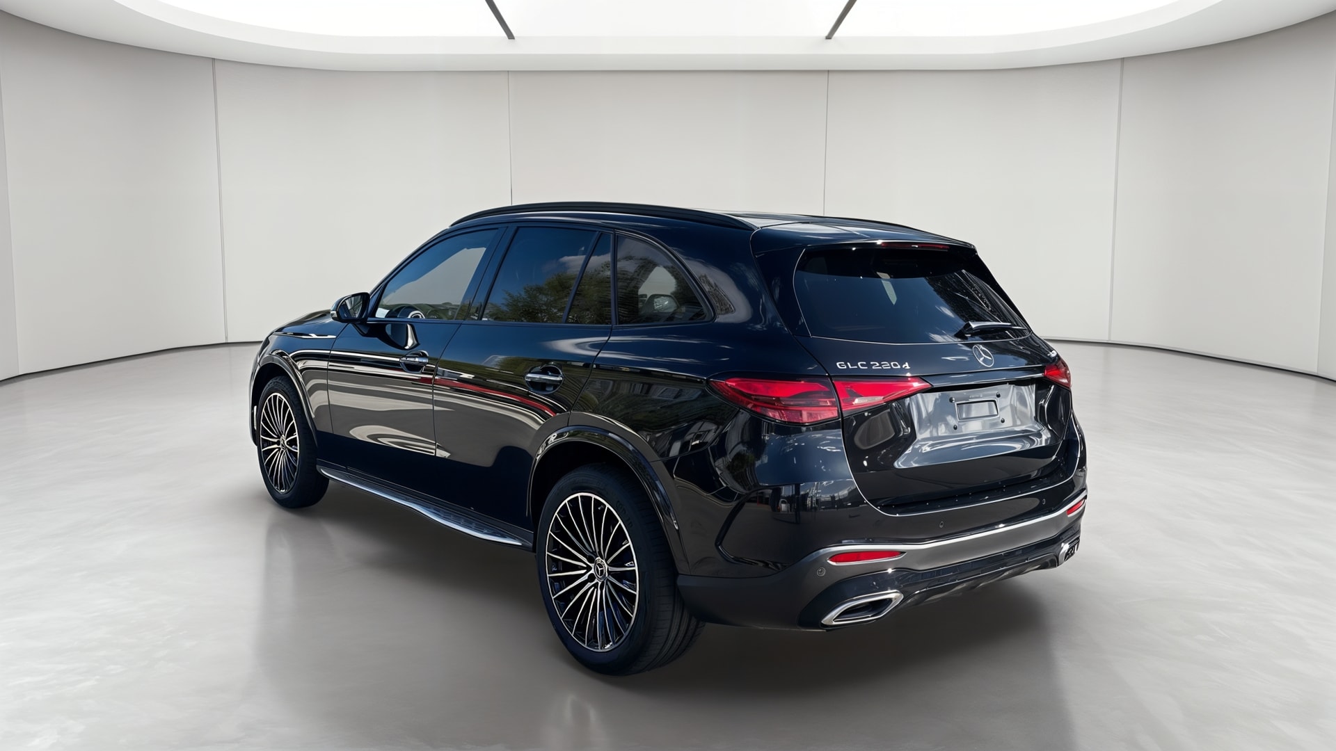 Mercedes-Benz GLC 220 d 4Matic AMG Line — 3/4 arrière gauche
