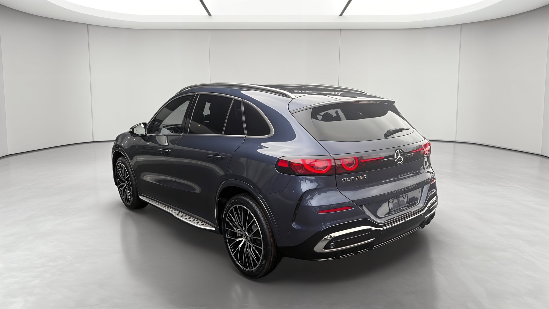 Mercedes-Benz GLC 250 EQ AMG Line — 3/4 arrière droit