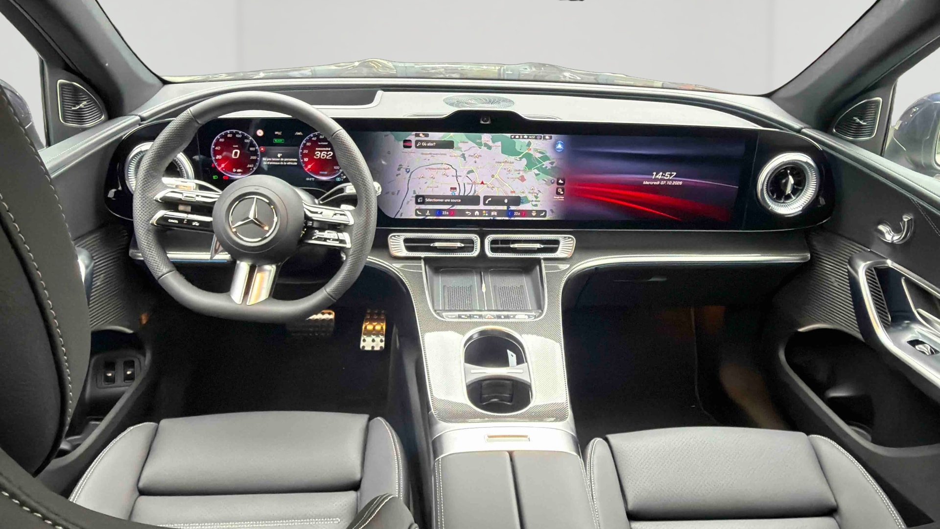 Mercedes-Benz GLC 250 EQ AMG Line — Planche de bord