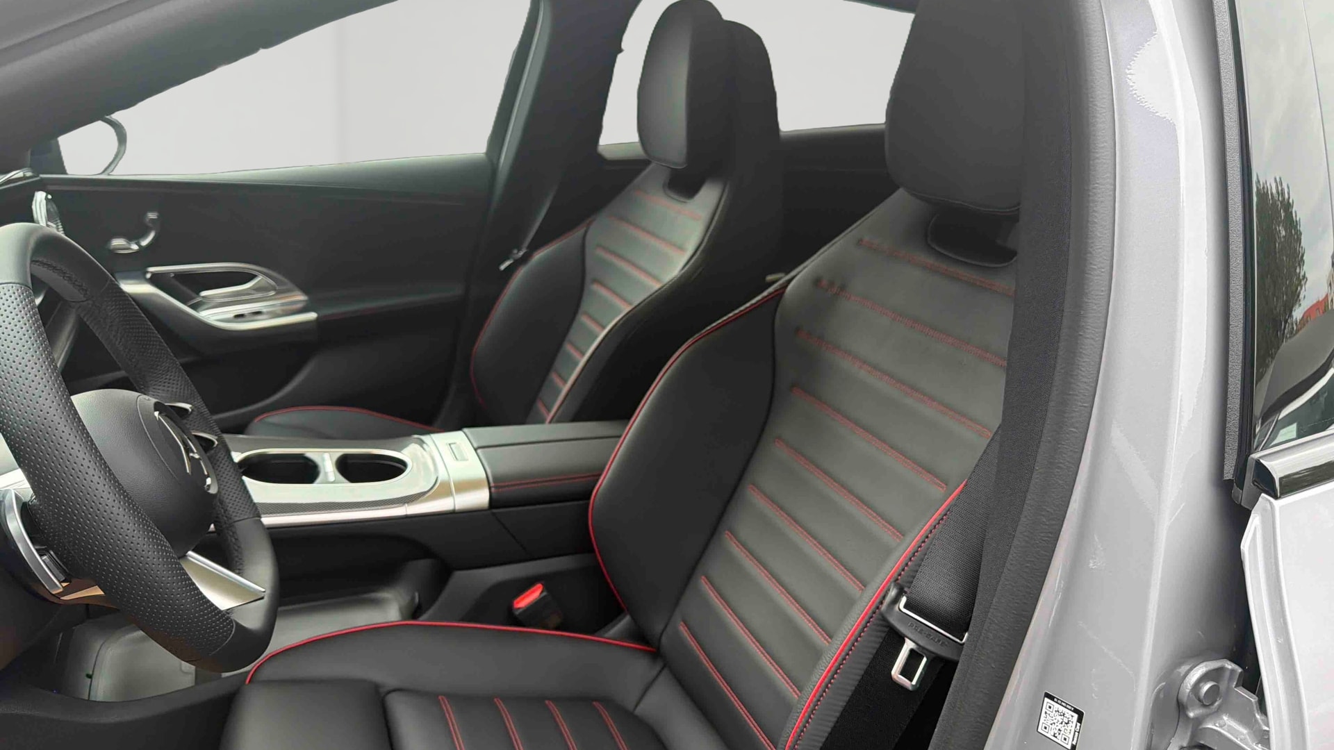 Mercedes-Benz Classe C 400 Electrique 4M AMG Line — Siège conducteur