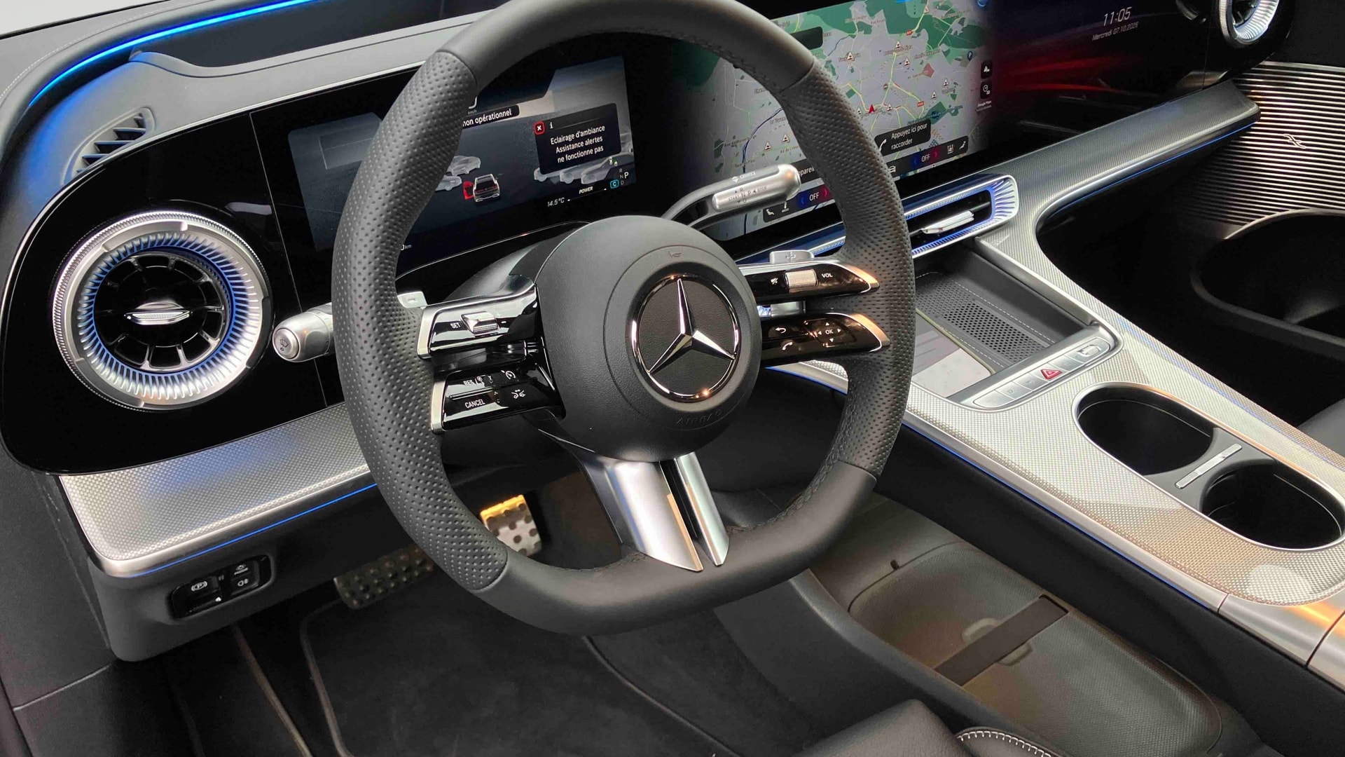 Mercedes-Benz GLC 400 EQ 4M AMG Line — Poste de pilotage