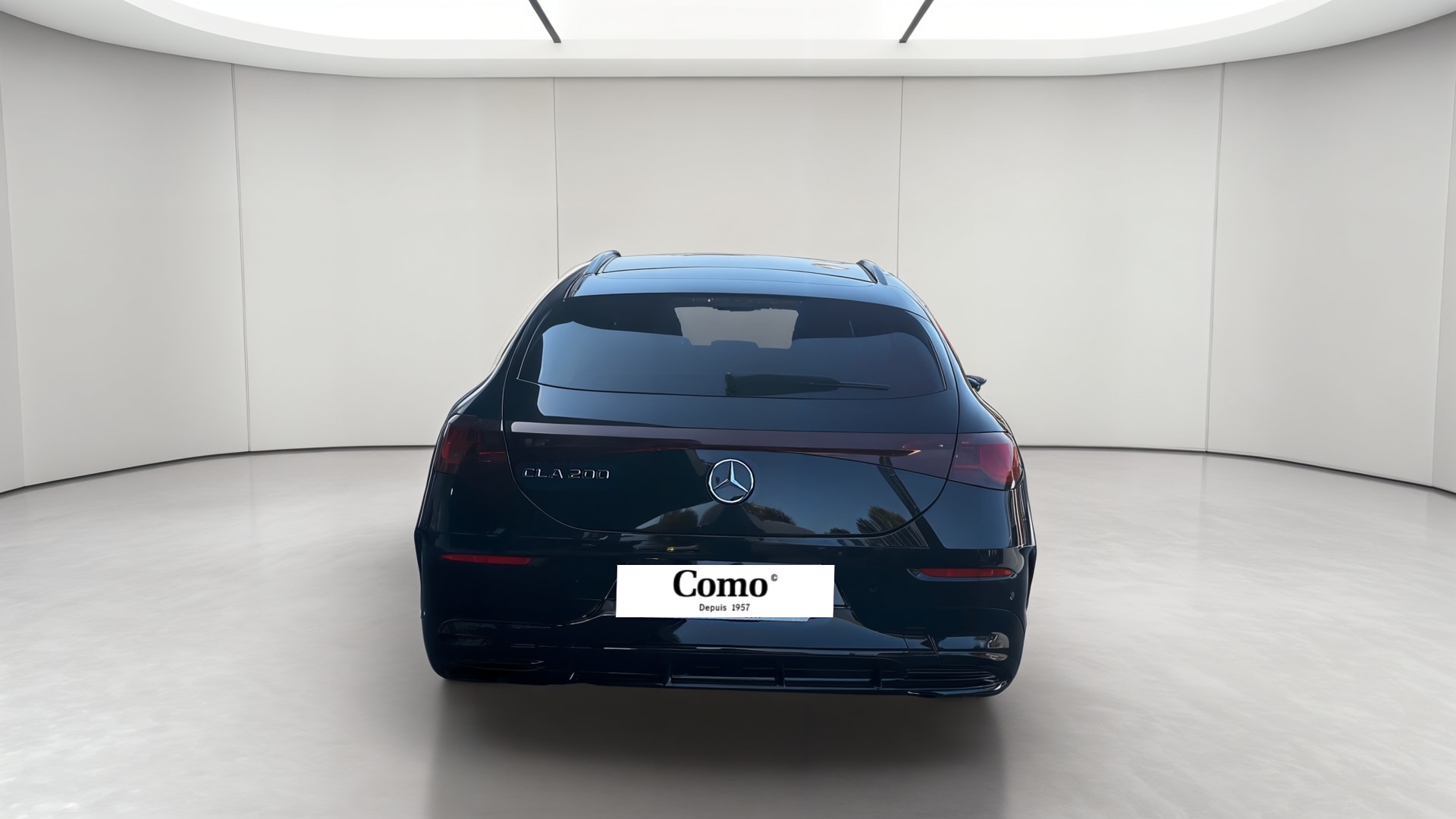 Mercedes-Benz CLA Shooting Brake 200 AMG Line — Face arrière